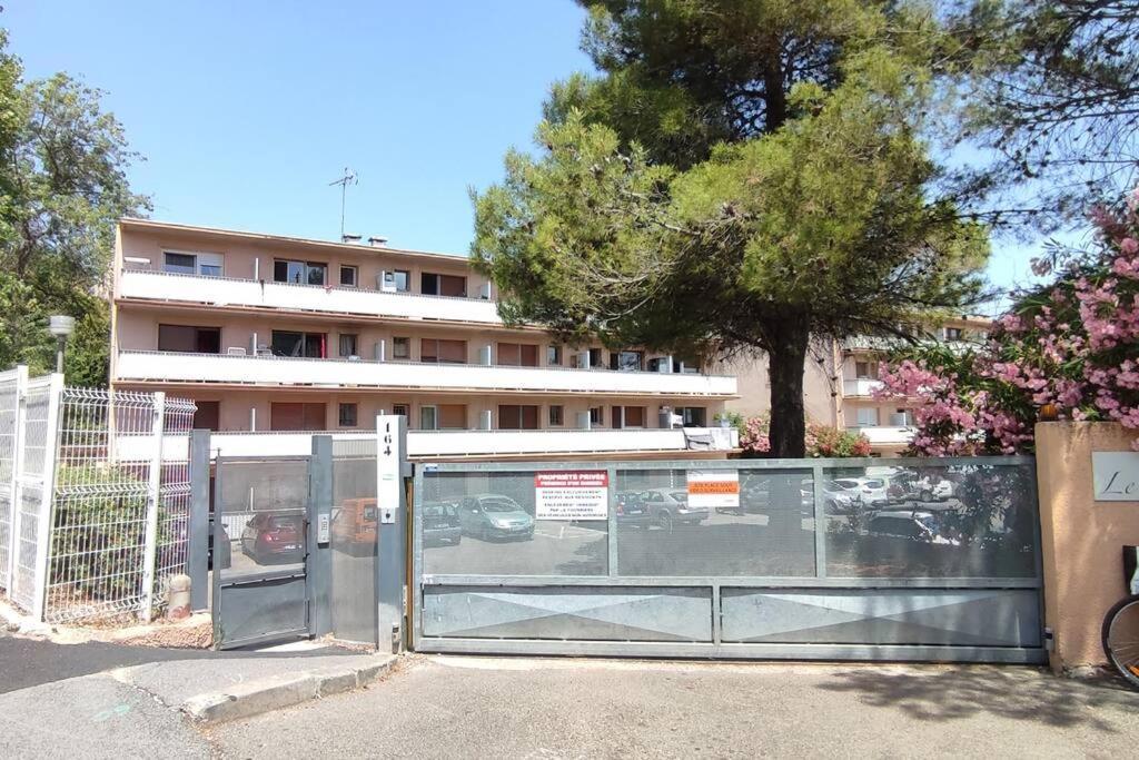 Michelet Studio Climatise Avec Balcon Et Parking Ferme Montpellier Extérieur photo